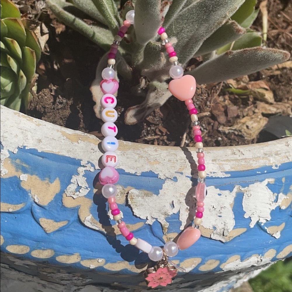 Pink cutie trendy aesthetic phone charm 💗🌸✨